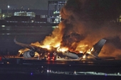 Vì sao không có ai tử nạn trên máy bay Japan Airlines bốc cháy Quy tắc “viết bằng máu” đã cứu mạng 379 người