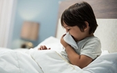 Làm cách nào để nhận biết triệu chứng viêm phổi nếu trẻ không sốt