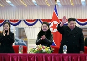 Con gái ông Kim Jong-un gây chú ý với ngoại hình nổi bật