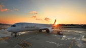 Hãng hàng không Hàn Quốc cân hành khách trước khi lên máy bay