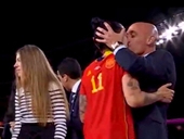 Cựu Chủ tịch Liên đoàn bóng đá Tây Ban Nha hầu tòa vì nụ ​​hôn tại World Cup nữ 2023