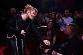 Adele sẽ trở lại châu Âu sau 8 năm với sân khấu đặc biệt