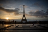 Pháp Cuộc đình công của các nhân viên tại Tháp Eiffel kết thúc