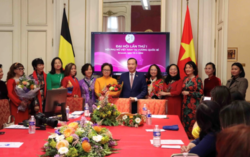 Hội Phụ nữ Việt Nam tại Vương quốc Bỉ - Mái ấm của chị em người Việt