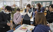 Giáo viên Nhật Bản loay hoay số hóa lớp học