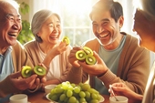 Những nguyên tắc vàng khi ăn kiêng sau tuổi 60