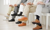 Tư thế ngồi chéo chân ảnh hưởng đến chất lượng tinh trùng