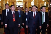 Hoạt động của Chủ tịch Quốc hội Vương Đình Huệ tại Trung Quốc ngày 9 4