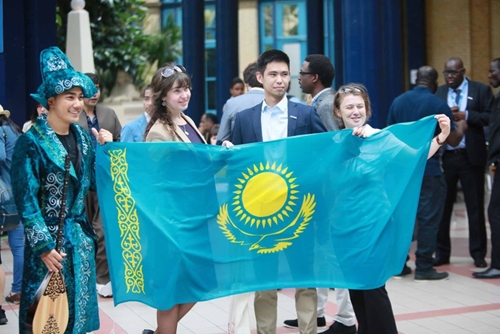 Bộ GD ĐT tuyển 3 học bổng trình độ đại học tại Kazakhstan