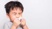 Lý do khiến trẻ dễ mắc viêm phổi trong mùa hè cha mẹ cần lưu ý