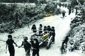 Những hình ảnh tự hào của phụ nữ Việt Nam trong chiến dịch Điện Biên Phủ