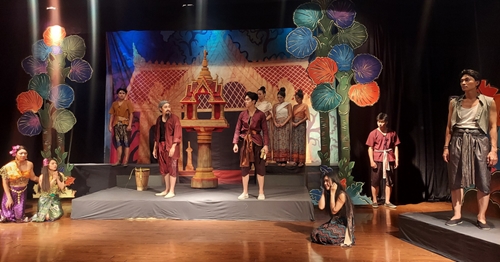 “Hẹn em kiếp sau”, vở kịch mang màu sắc lạ tại nhà hát Thanh Niên