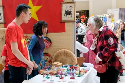 Việt Nam tham dự hội chợ gây quỹ ủng hộ Quỹ Hỗ trợ trẻ em Đan Mạch