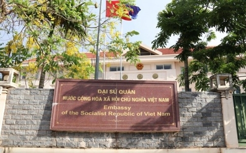 Mức sinh hoạt phí cơ sở áp dụng cho cơ quan Việt Nam ở nước ngoài là 1 350 USD người tháng