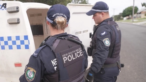 Cảnh sát Australia bắt hơn 550 người trong chiến dịch chống bạo lực gia đình