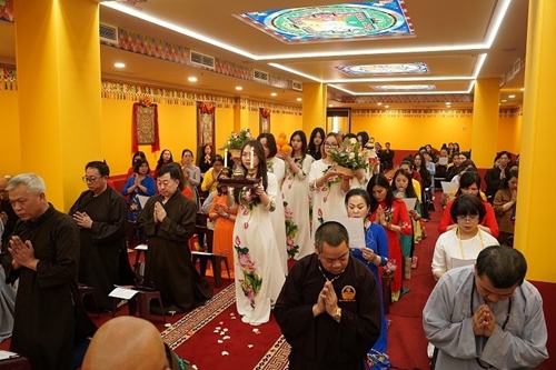 Lễ Phật đản thiêng liêng trong đời sống tinh thần của người Việt ở xứ sở bạch dương
