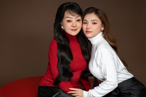 Myra Trần hợp tác cùng danh ca Hương Lan trong ca khúc hát về mẹ