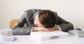 Nguy cơ đột quỵ có thể đến từ những tư thế ngủ trưa