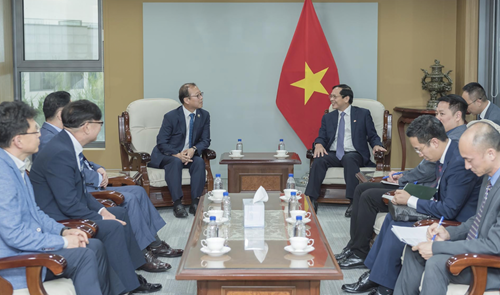 Bộ trưởng Ngoại giao Bùi Thanh Sơn tiếp Đại diện dòng họ Lý gốc Việt tại Hàn Quốc