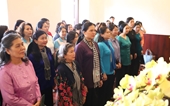 Hội LHPN Việt Nam dâng hương, dâng hoa tưởng nhớ Chủ tịch Hồ Chí Minh