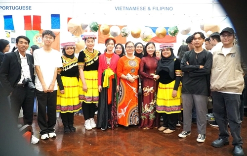 Ngôn ngữ và văn hóa Việt được tôn vinh trường Đại học Quốc gia Malaya