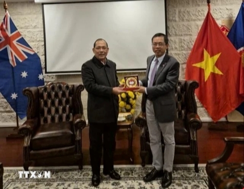 Nâng cao hiệu quả công tác cộng đồng người Việt Nam tại Australia