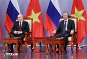 Chủ tịch nước Tô Lâm và Tổng thống Putin gặp gỡ cựu sinh viên Việt Nam học ở Nga
