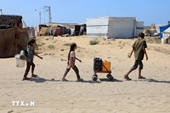 Nắng nóng làm cuộc sống của người dân ở Gaza trở nên khó khăn hơn