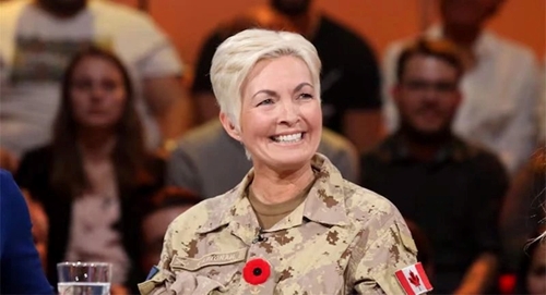 Trung tướng Jennie Carignan trở thành nữ lãnh đạo đầu tiên của quân đội Canada
