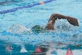 Bí quyết bơi lội giảm mỡ hiệu quả trong mùa hè nắng nóng