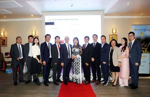 Cộng đồng doanh nghiệp Việt Nam tại Anh tăng cường kết nối cùng phát triển