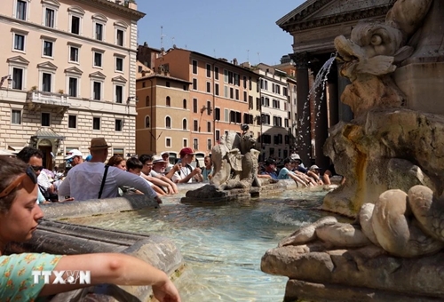 Italy đối mặt với nắng nóng cực độ, 5 người tử vong cuối tuần qua
