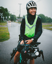 Nữ cua-rơ trên hành trình phá kỷ lục đạp xe vòng quanh thế giới
