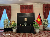 Xúc động lễ viếng Tổng Bí thư Nguyễn Phú Trọng tại các nước