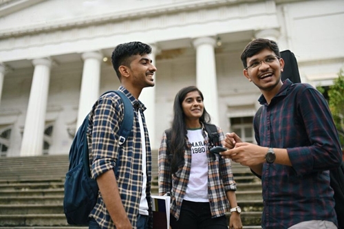 Ấn Độ cắt giảm ngân sách cho trường đại học