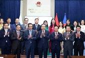 Chủ tịch Quốc hội gặp gỡ cộng đồng người Việt Nam tại Liên bang Nga