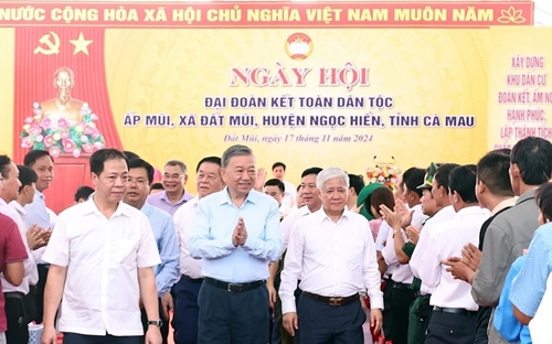 Tổng Bí thư Tô Lâm dự Ngày hội Đại đoàn kết toàn dân tộc tại Cà Mau