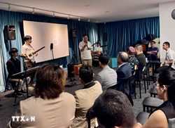 Đồng hành Singapore Concert 2024 gây quỹ học bổng cho sinh viên Việt Nam