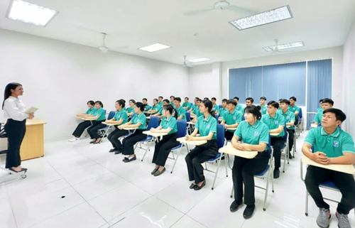 XUẤT KHẨU LAO ĐỘNG Đừng để mức phí cản trở