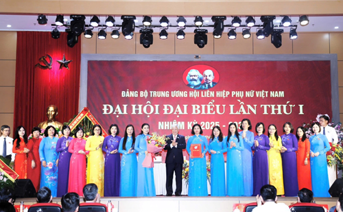 Đồng chí Nguyễn Thị Tuyến giữ chức Bí thư Đảng ủy Trung ương Hội LHPN Việt Nam, nhiệm kỳ 2025 - 2030